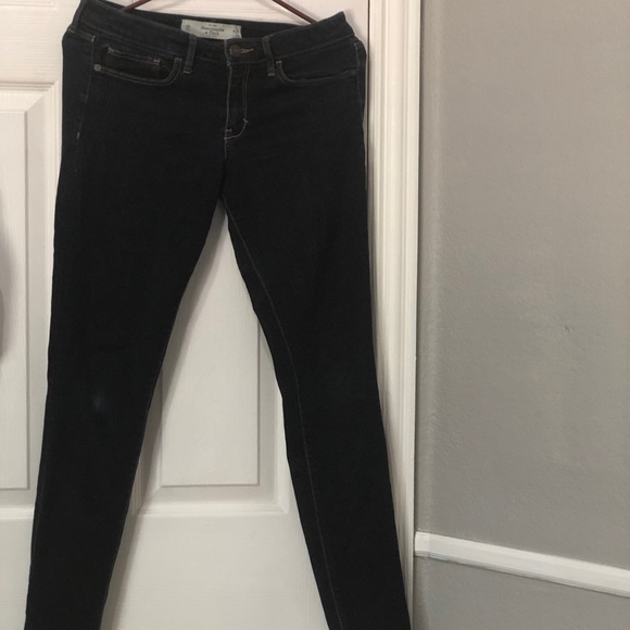 abercrombie and fitch jeans DONATING ON 7/1 - Picture 1 of 3
